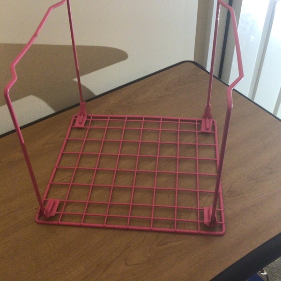 Locker shelf - Picture 1 of 2